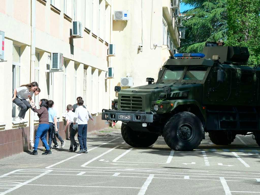 В Сочи прошли антитеррористические учения в учреждениях образования