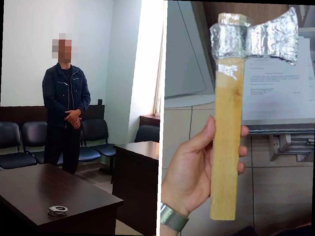 Арест на 10 дней для сочинца, угрожавшего бутафорским топором