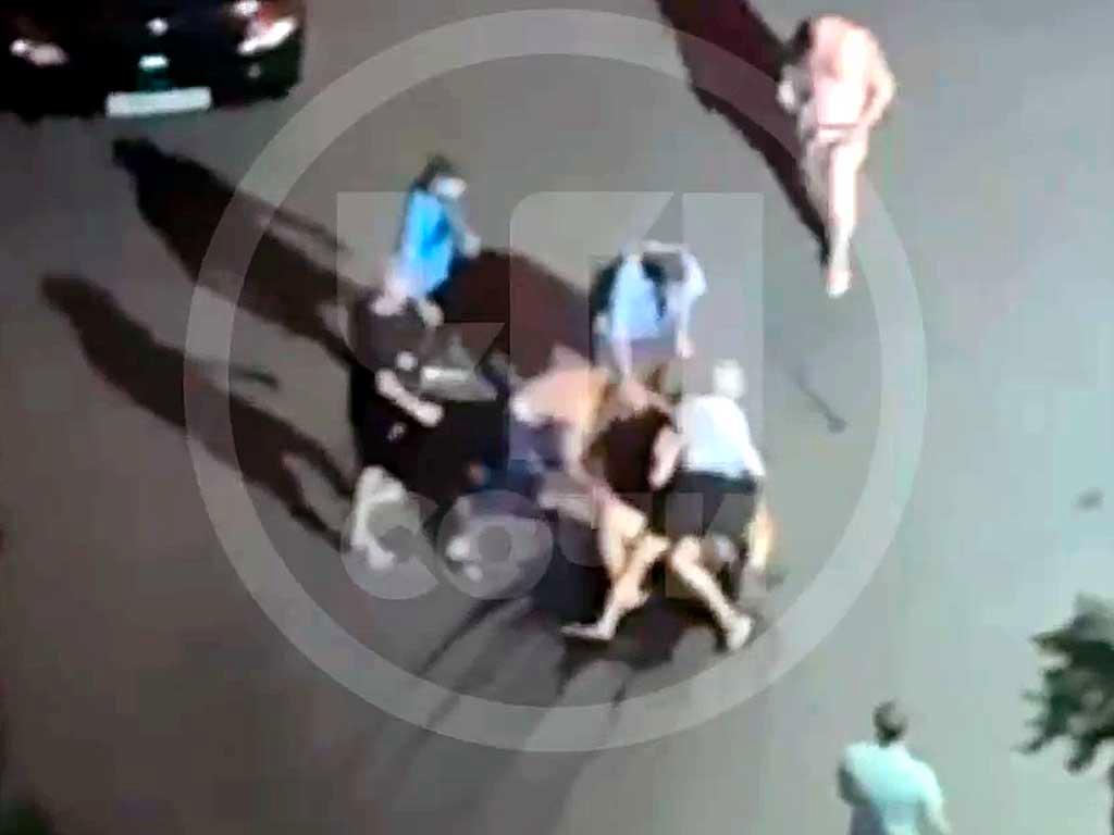 Массовая потасовка в центре Сочи с выстрелами