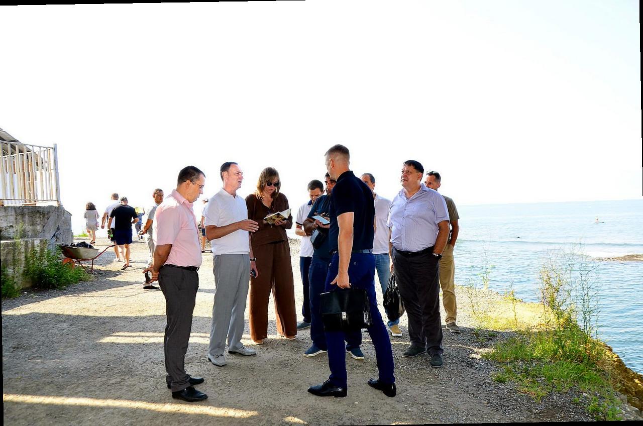 «Виктор Тепляков улучшает состояние микрорайона Мацеста»