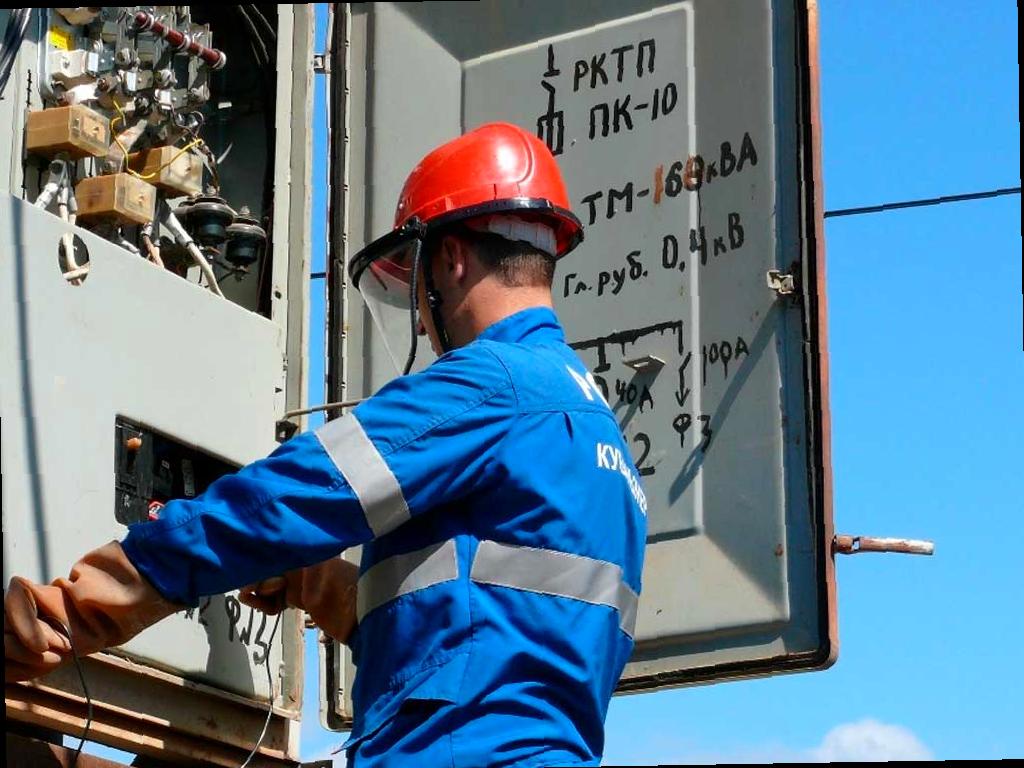 Из-за непогоды в селе Якорная щель в Сочи отключили электричество