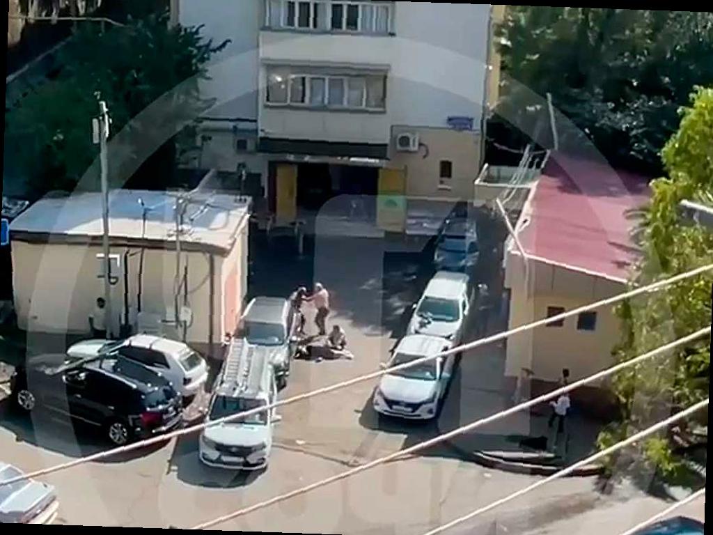 Поножовщина в Сочи: мужчина в форме ранил другого