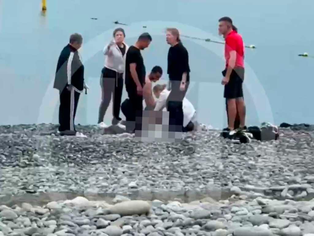 Тело женщины обнаружено на пляже в Сочи