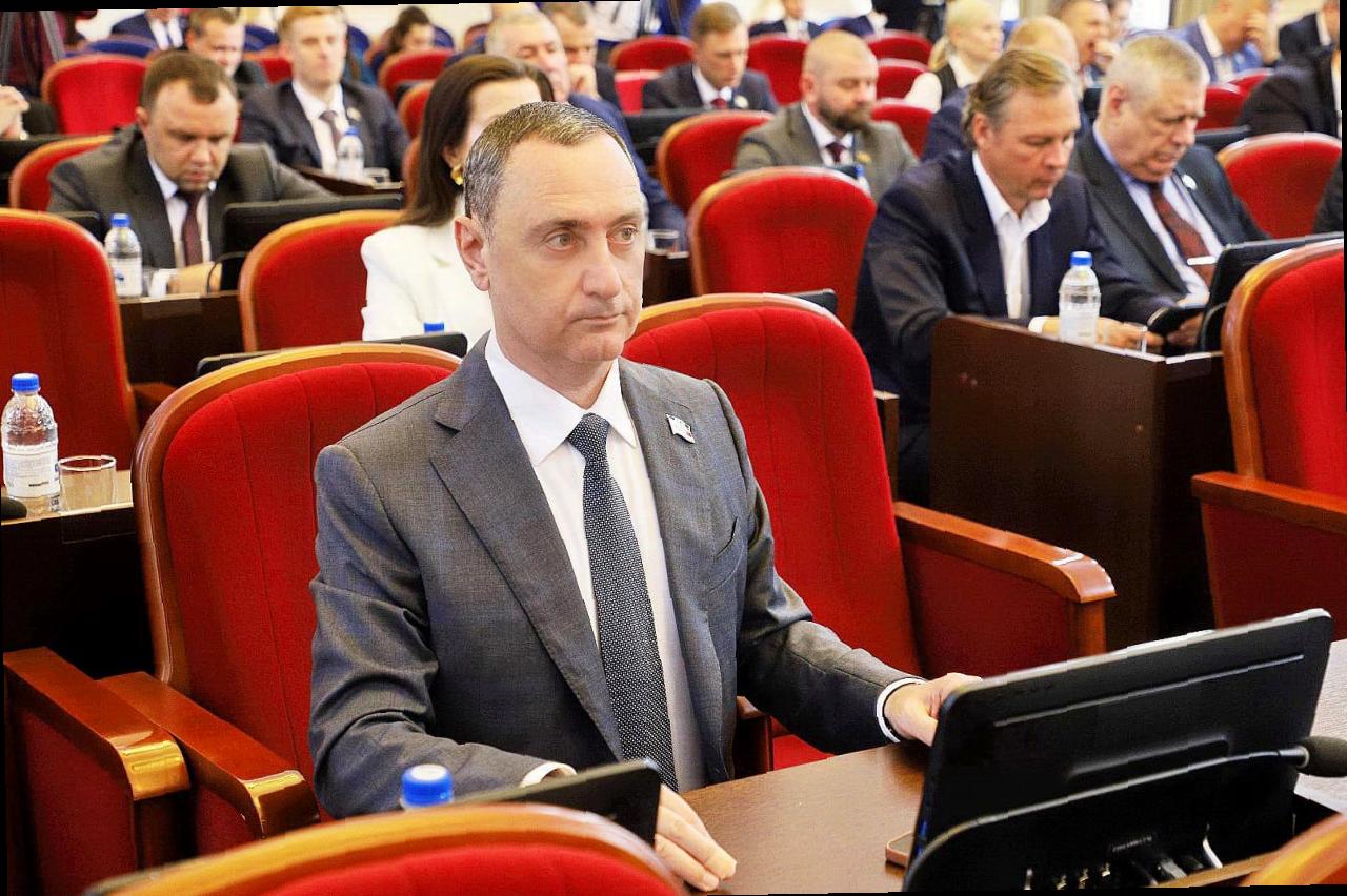 «Виктор Тепляков участвовал в заседании ЗСК»