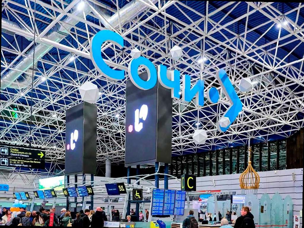 В аэропорту Сочи сняли ограничения на полеты