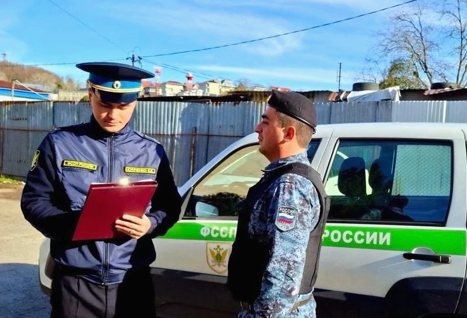 Собственница участка в Сочи снесла незаконные постройки после штрафов