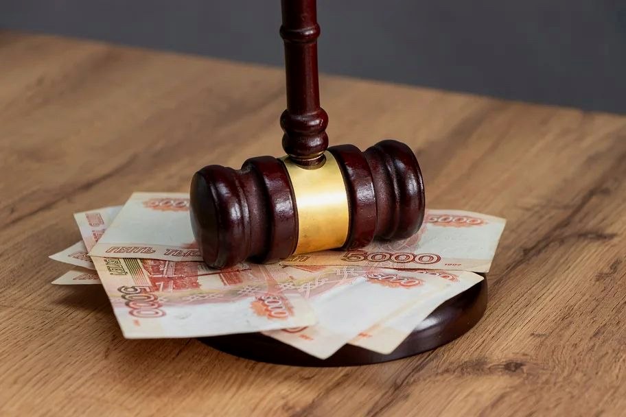 Штраф за надписи на купюрах с дискредитацией армии РФ в Сочи