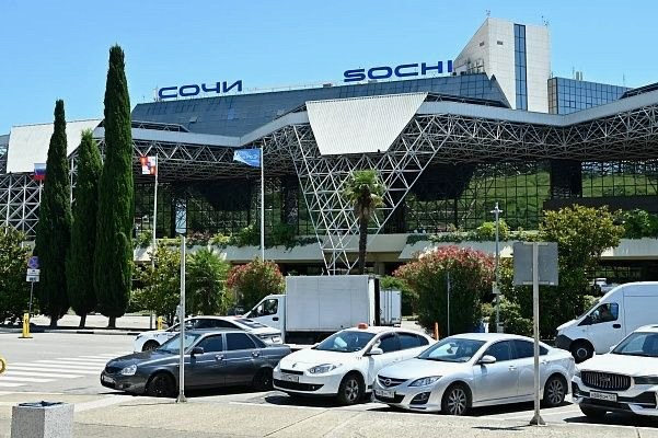 Готовность аэропорта Сочи к работе в условиях ограничений проверена