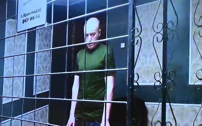 В Сочи мужчину приговорили к 9 годам за переделку и продажу пистолета